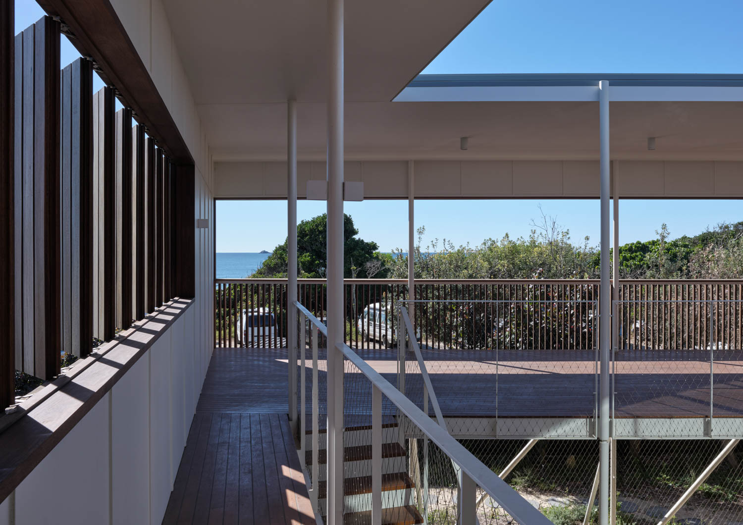 breezeway Blok Belongil / Blok Modular / Byron Bay / Vokes and Peters